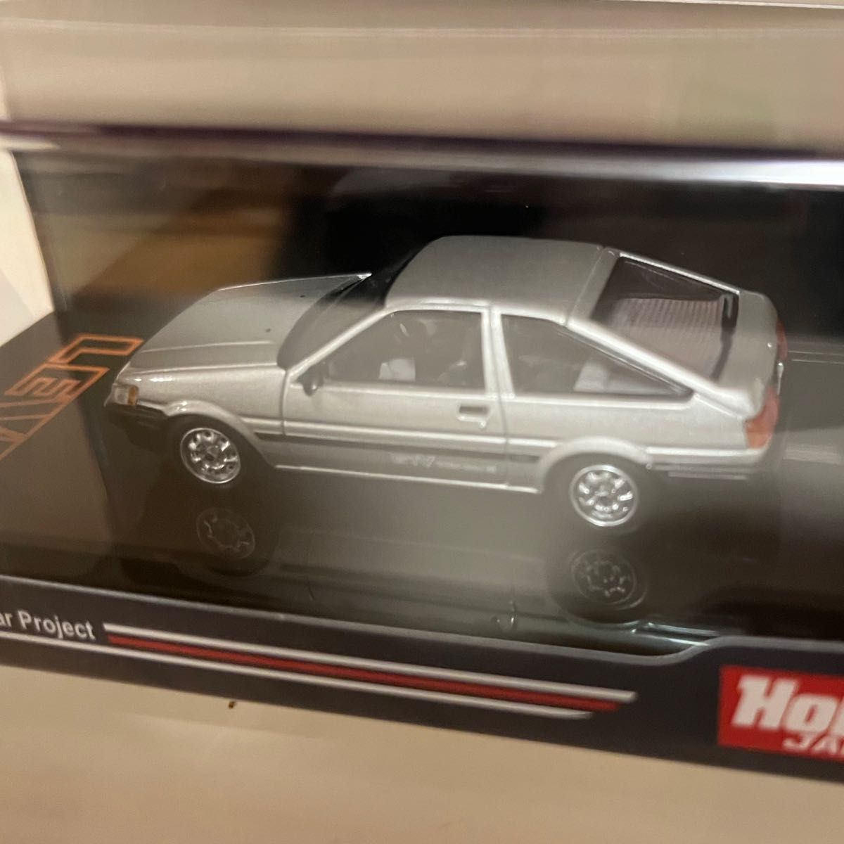 トヨタ カローラ レビン AE86 3ドア GTV シルバー