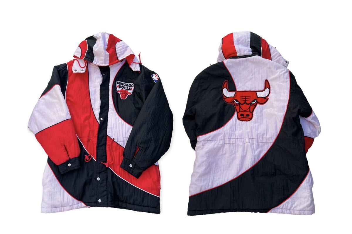 季節のおすすめ商品 CHICAGO VINTAGE【NBA BULLS】中綿ナイロン