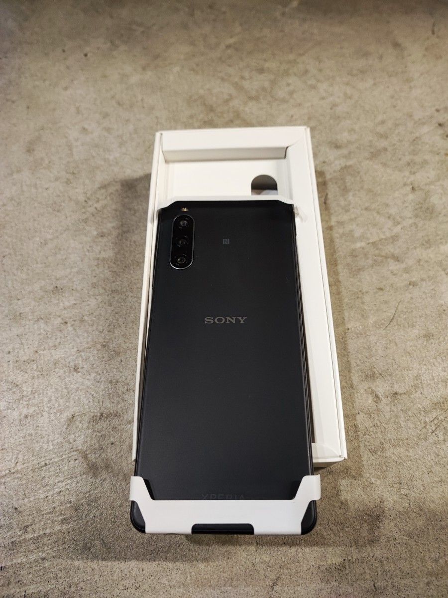 世界の 新品未使用 Xperia ブラック128 10 GB IV IV SoftBank ソニー