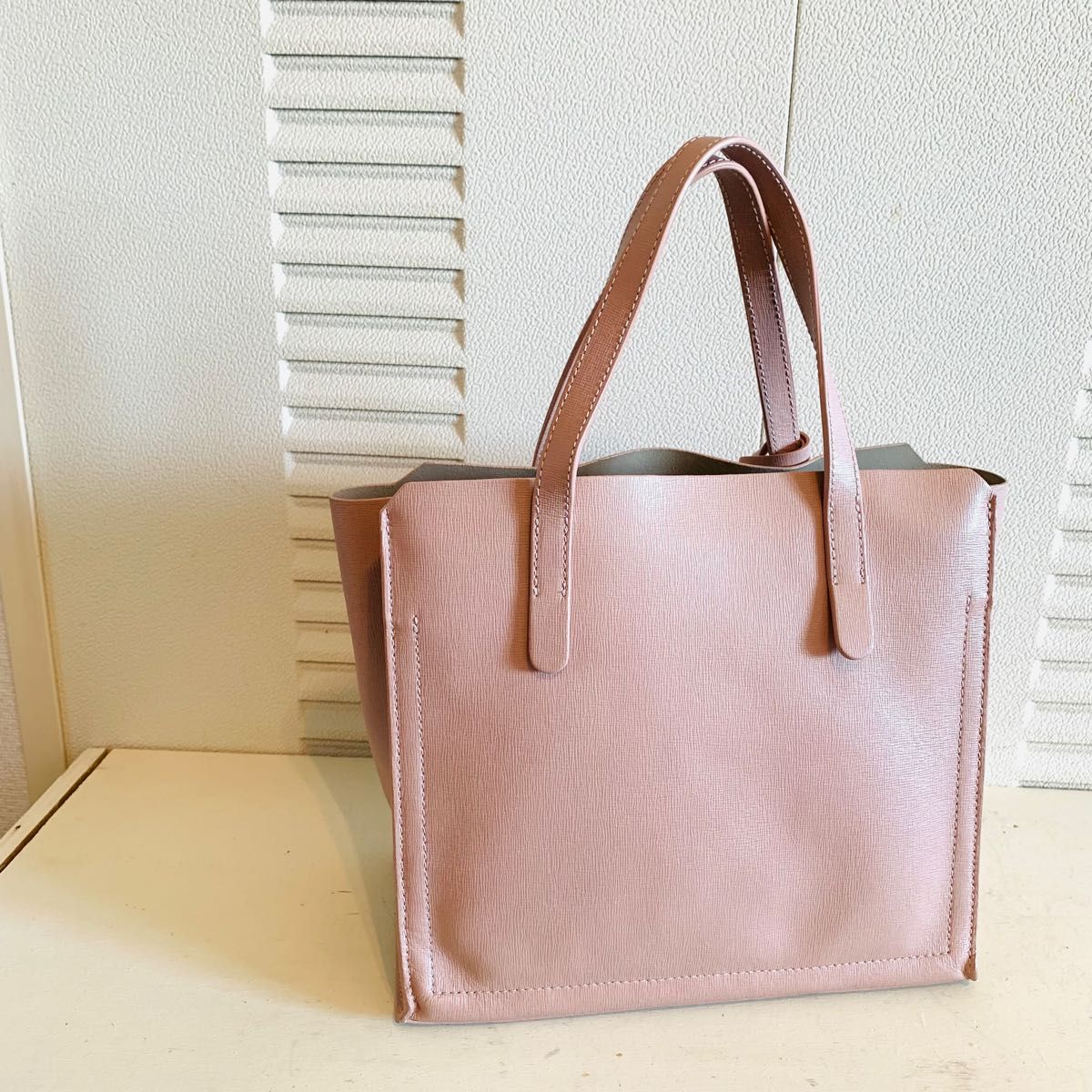 美品　FURLA SALLY Sサイズ　フルラ サリー トートバッグ ピンクベージュ