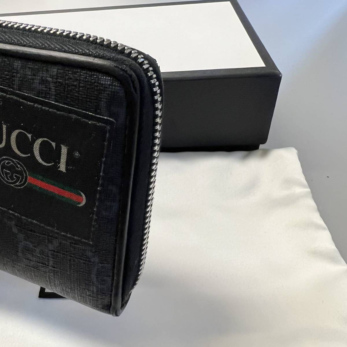未使用に近い! グッチ GUCCI 財布 長財布 クーリエ GGスプリーム UFO