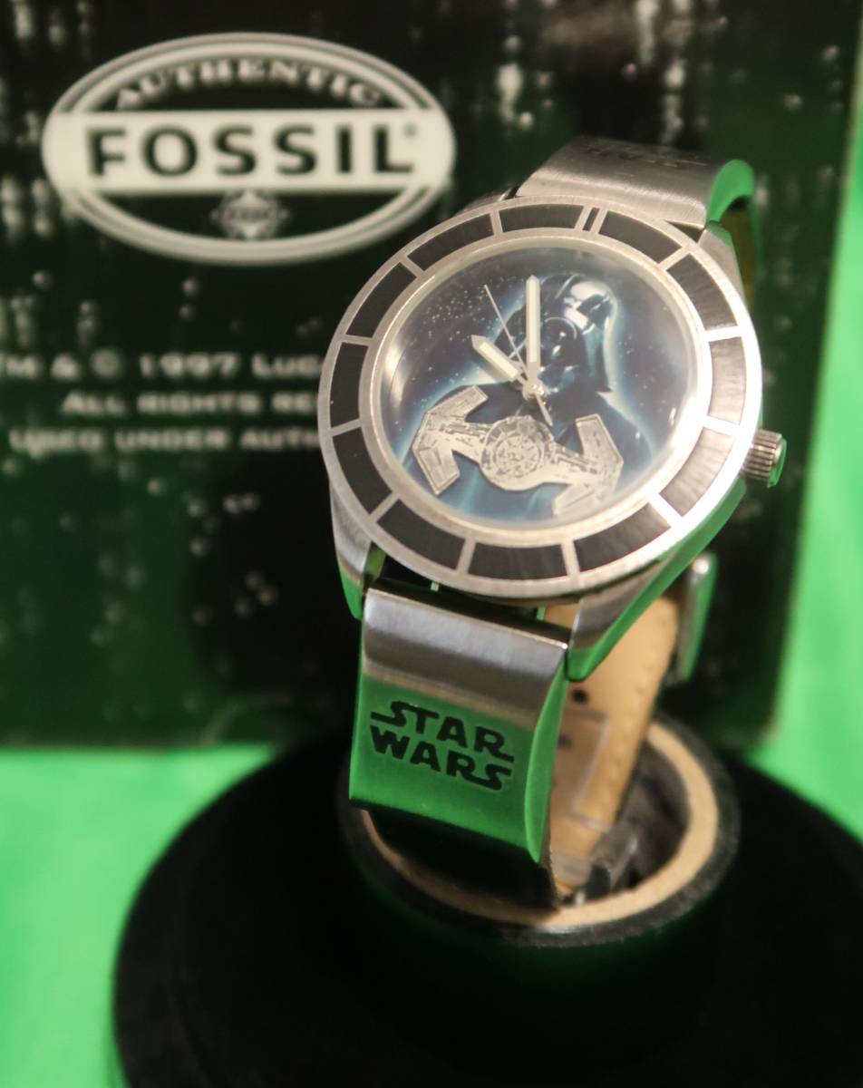 2022年のクリスマスの特別な衣装 FOSSIL スターウォーズ L1-1625