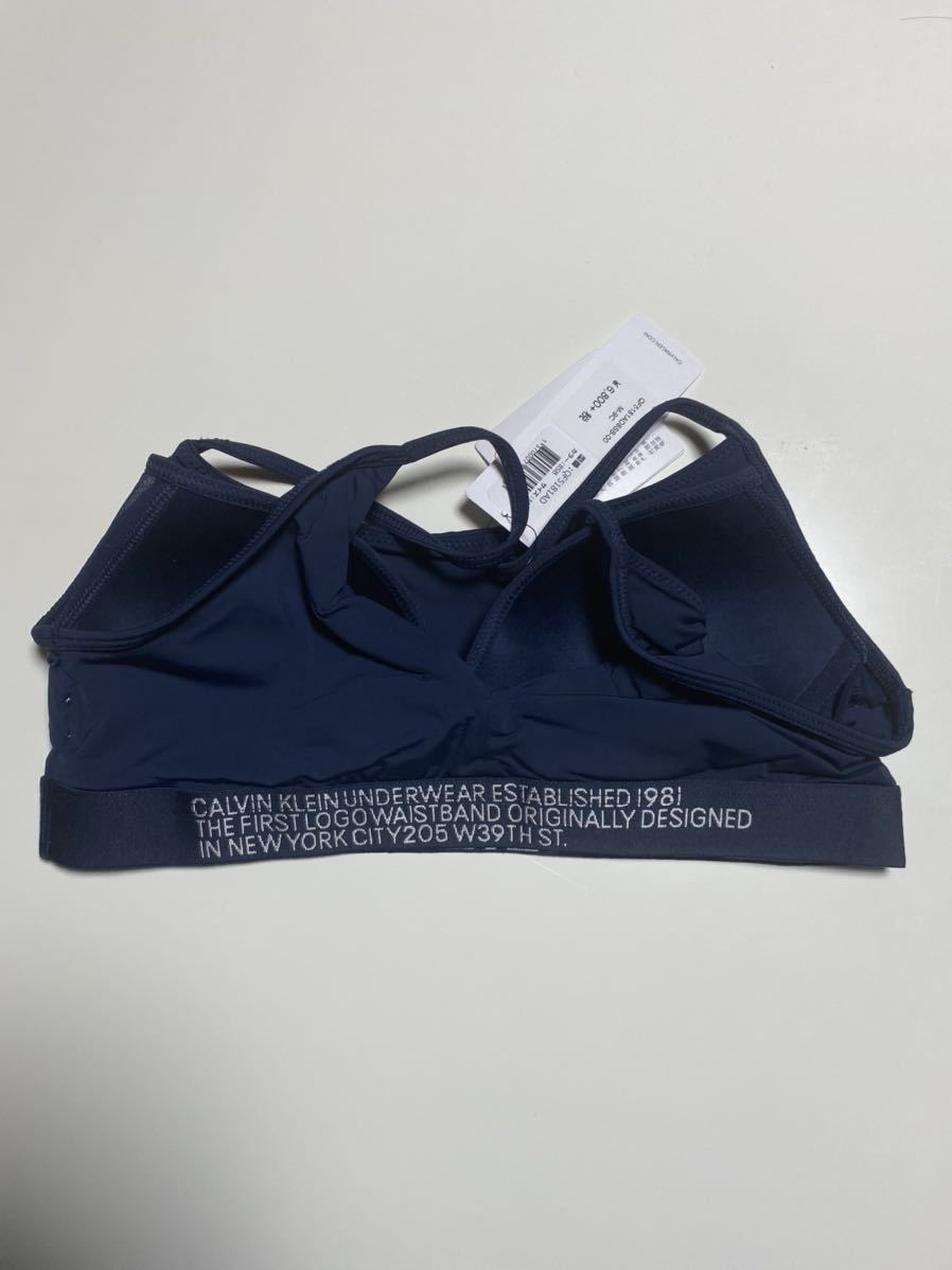 【新品】Calvin Klein カルバンクライン ブラトップ スポーツブラ フィットネス ネイビー Mサイズ_画像4