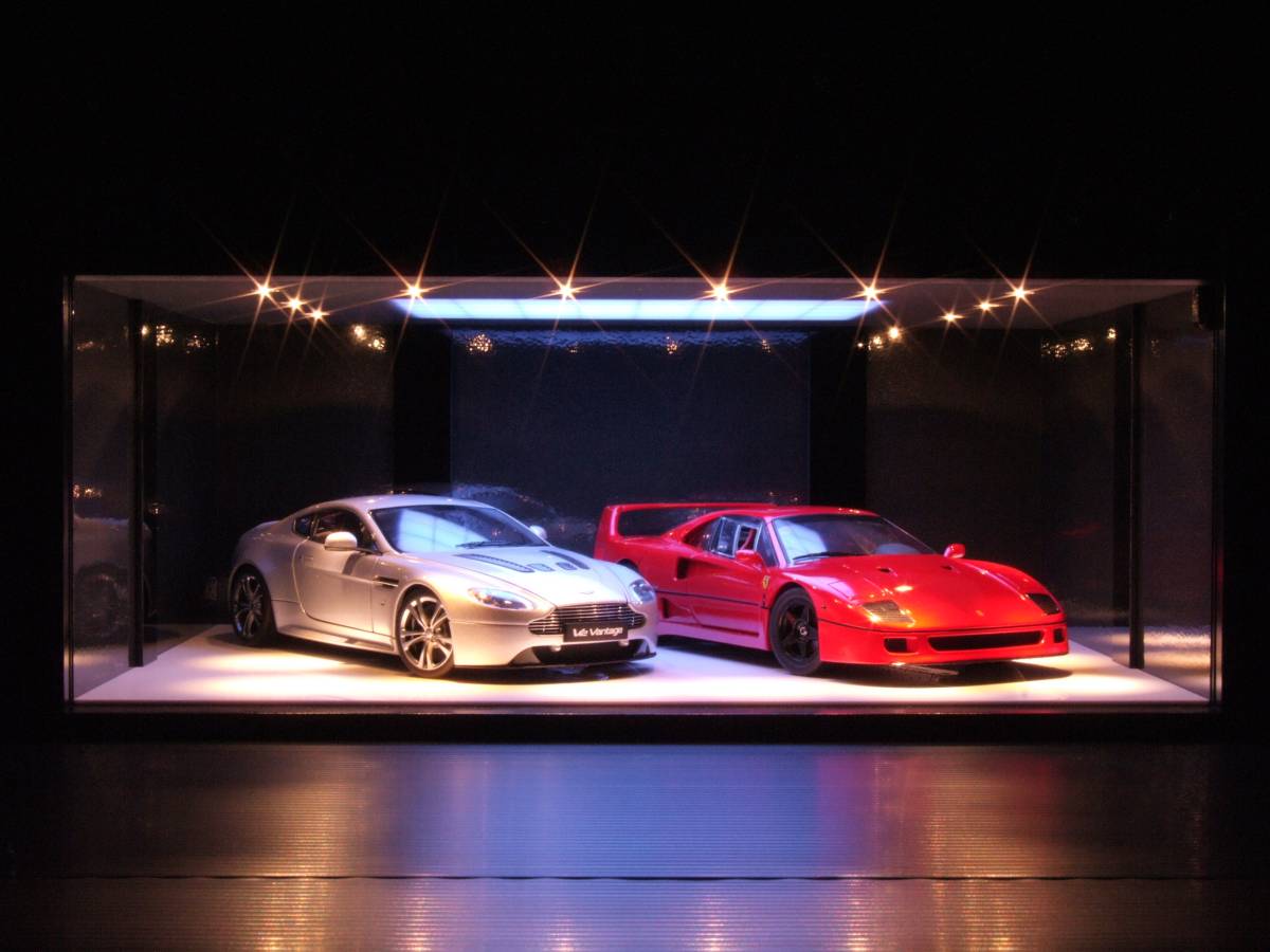 品質が完璧 ○1/18 ガレージ (時間・天候変化モード付き 光センサー制御機能 乗用車