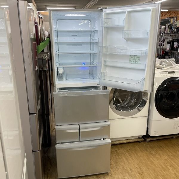 TOSHIBA 東芝 410L 5ドア 冷凍冷蔵庫 自動製氷機付 ecoモード まんなか 