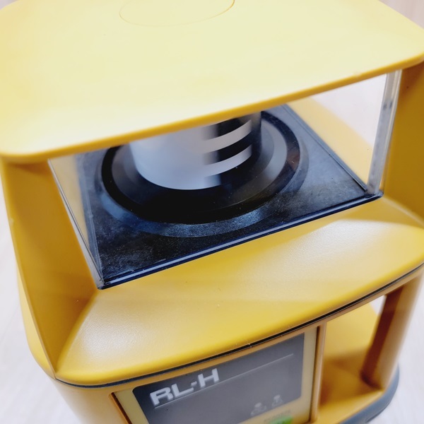 大幅にプライスダウン 中古 トプコン TOPCON 回転レーザー ローテー