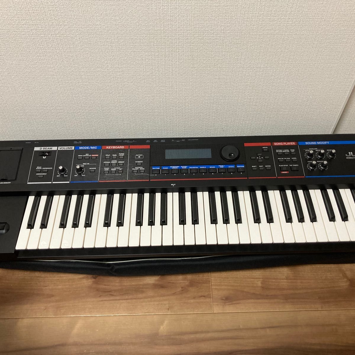 Roland Juno Di （専用ソフトケース、アダプタ付） ローランド