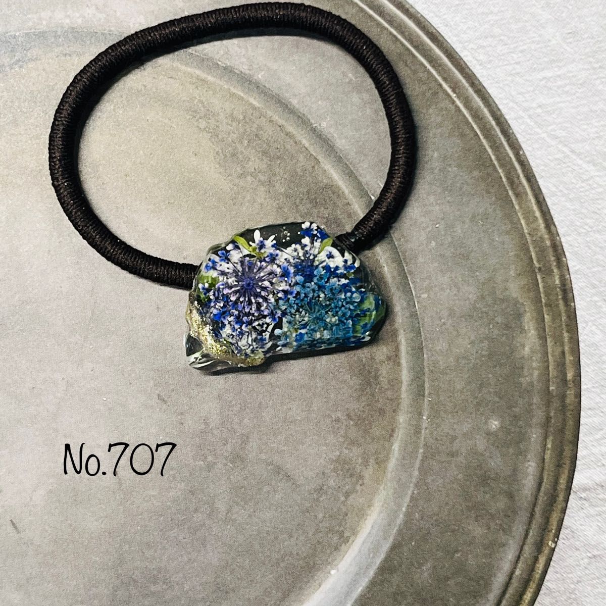 No.707ブルー フラワー レジン ヘアゴム ポニーフック ハンドメイド