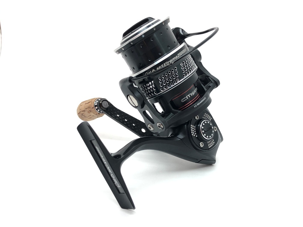 展示品・美品】Abu Garcia Revo MGXtreme 2500S-