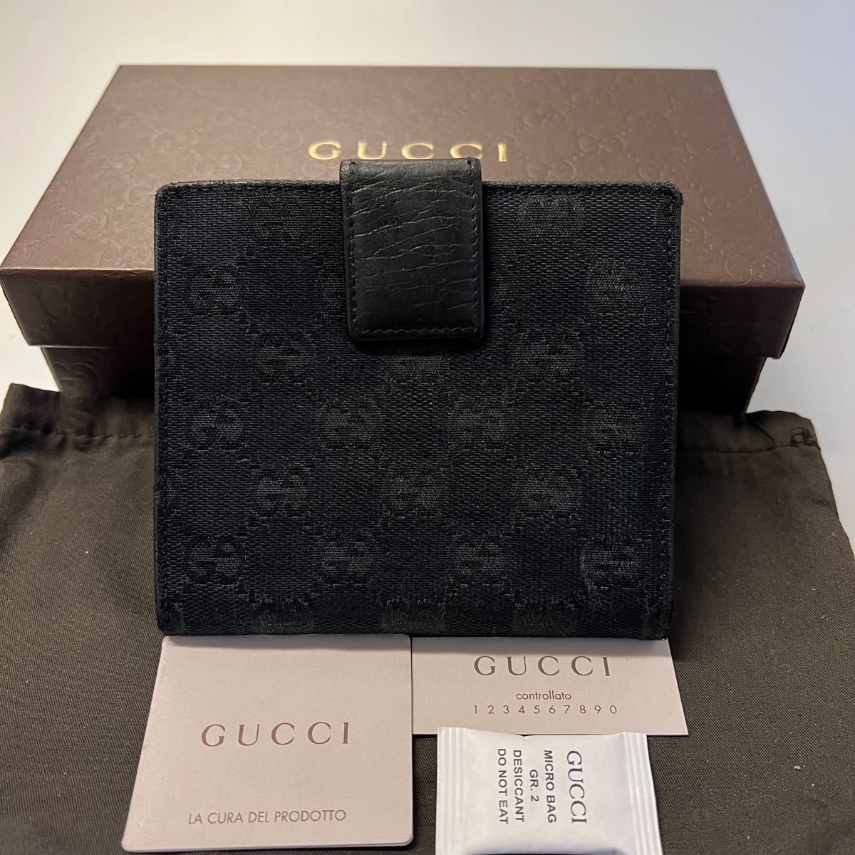 【超ポイントバック祭】小物未使用に近い‼️ グッチ GUCCI 財布 折り財布 シルヴィ シェリーライン