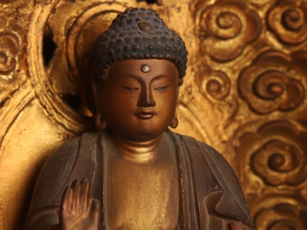 時代物 木彫 金彩 厨子入厨子仏 仏教美術 細密彫刻 木工芸 Yahoo!オークション - 【流】仏教美術 時代木彫鍍金阿弥陀坐像
