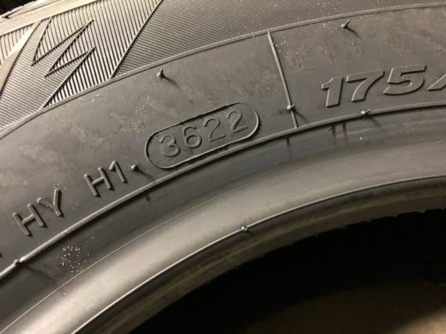 【I-266】● 新品・未使用 ● 175/70R14 スタッドレスタイヤ4本セット 2022年製 ● Winter i*cept iZ2A ハンコック ●_画像6