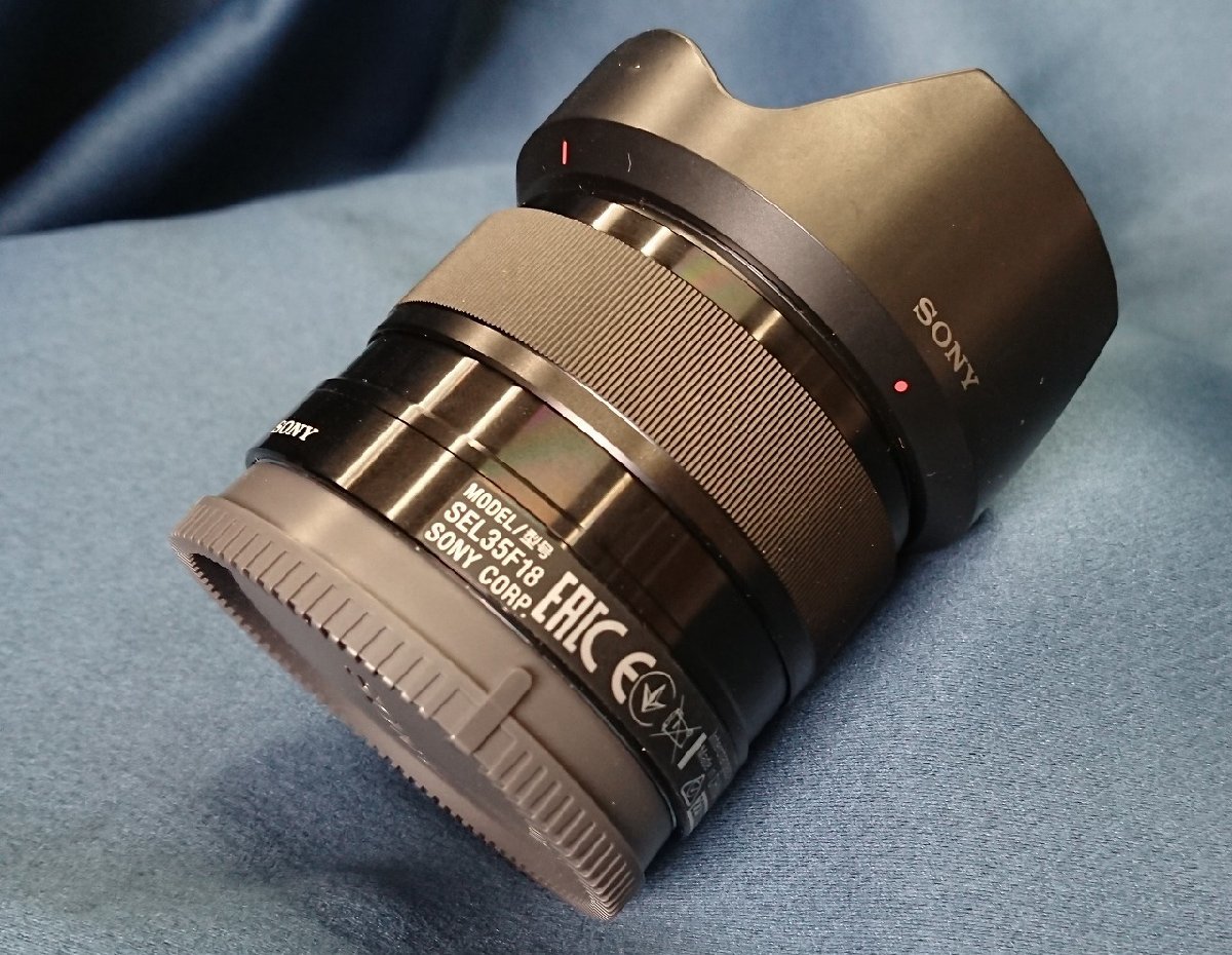 ソニー 標準単焦点レンズ APS-C E 35mm F1.8 OSS デジタル一眼カメラα[Eマウント]用 純正レンズ SEL35 通販 
