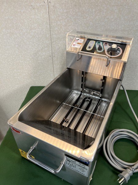 Ψ展示級【 maruzen / マルゼン 業務用卓上電気フライヤー MEF-M8T 単相