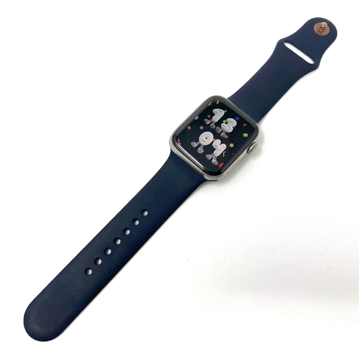 【美品】Apple Watch SERIES 5 MWR62J/A A2157（GPS+Cellularモデル) 容量32GB 44mm チタニウムケース + 純正充電器 + 純正スポーツバンド_画像2