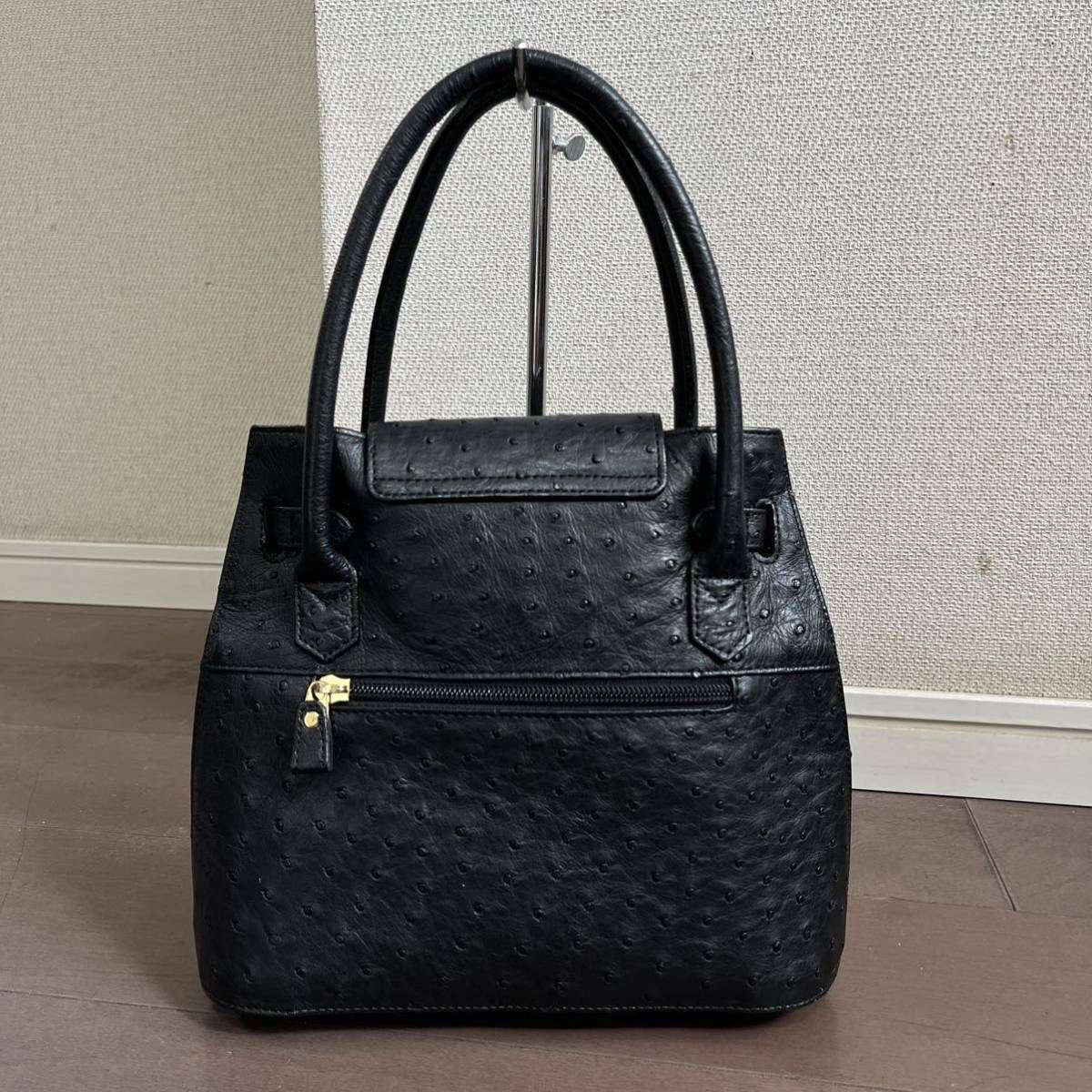 美品 U-NUS ハンドバッグ オーストリッチ リアルレザー 本革 ゴールド金具 南京錠 ダチョウ ostrich カデナ_画像2