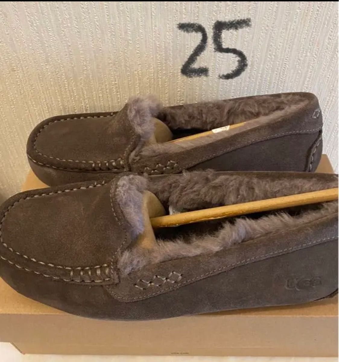 アグ UGG モカシン ANSLEY アンスレー サンダークラウド 25cm