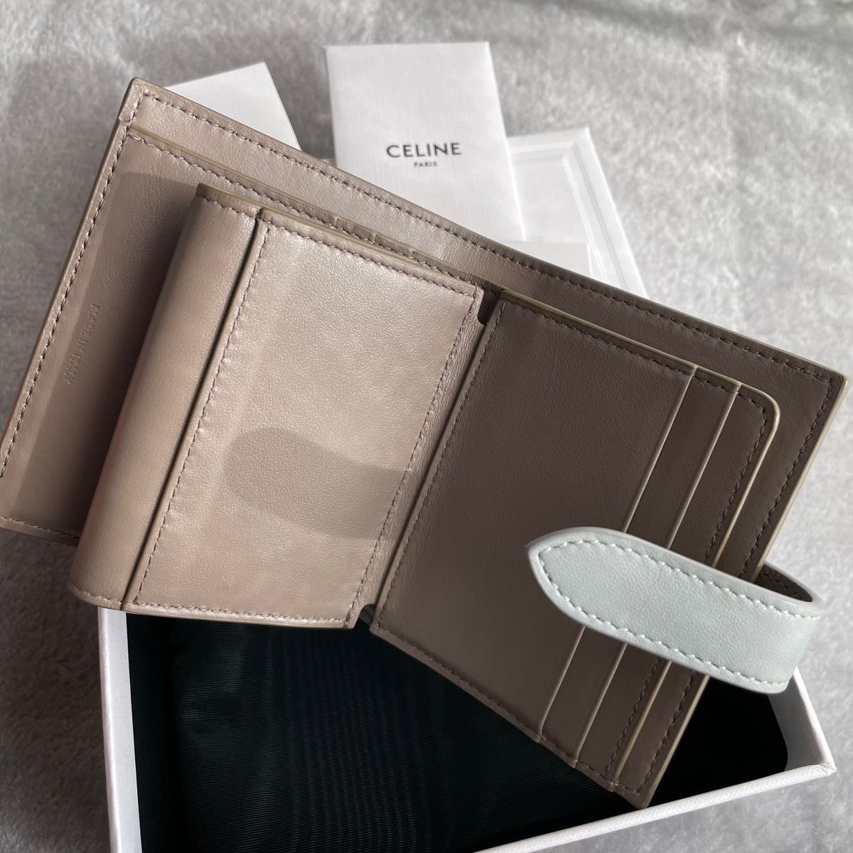 極美品》 CELINE スモールストラップウォレット|Yahoo!フリマ 極美品》 CELINE スモールストラップウォレット|Yahoo!フリマ