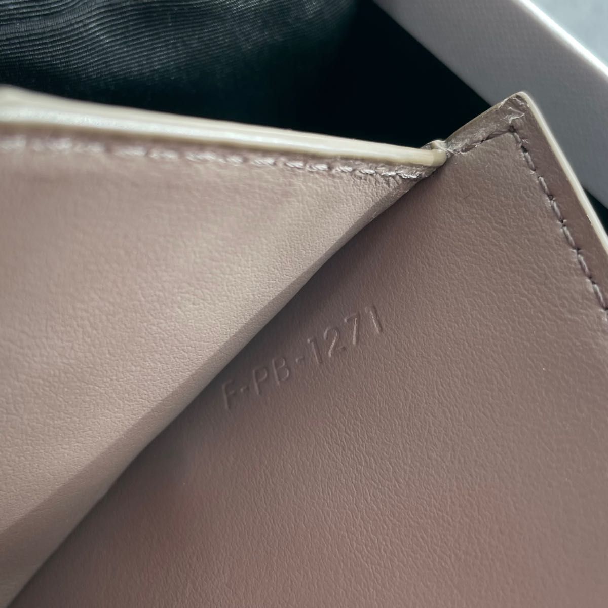 極美品》 CELINE スモールストラップウォレット|Yahoo!フリマ 極美品》 CELINE スモールストラップウォレット|Yahoo!フリマ