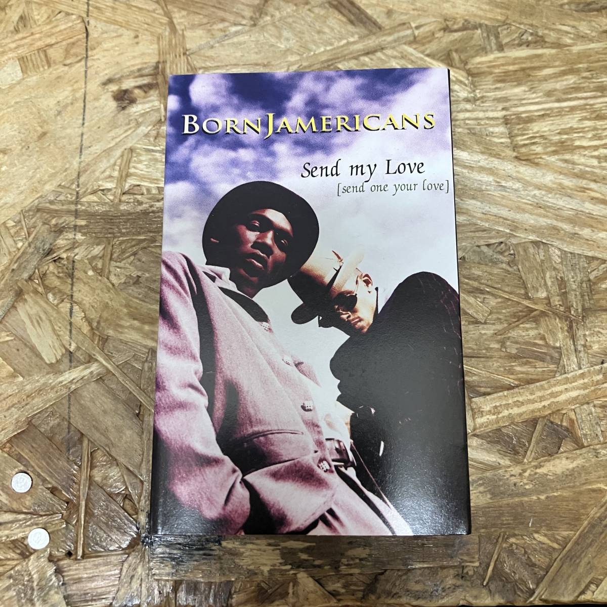 kHIPHOP,R&B BORN JAMERICANS - SEND MY LOVE/SEND ONE YOUR LOVE одиночный TAPE б/у товар 