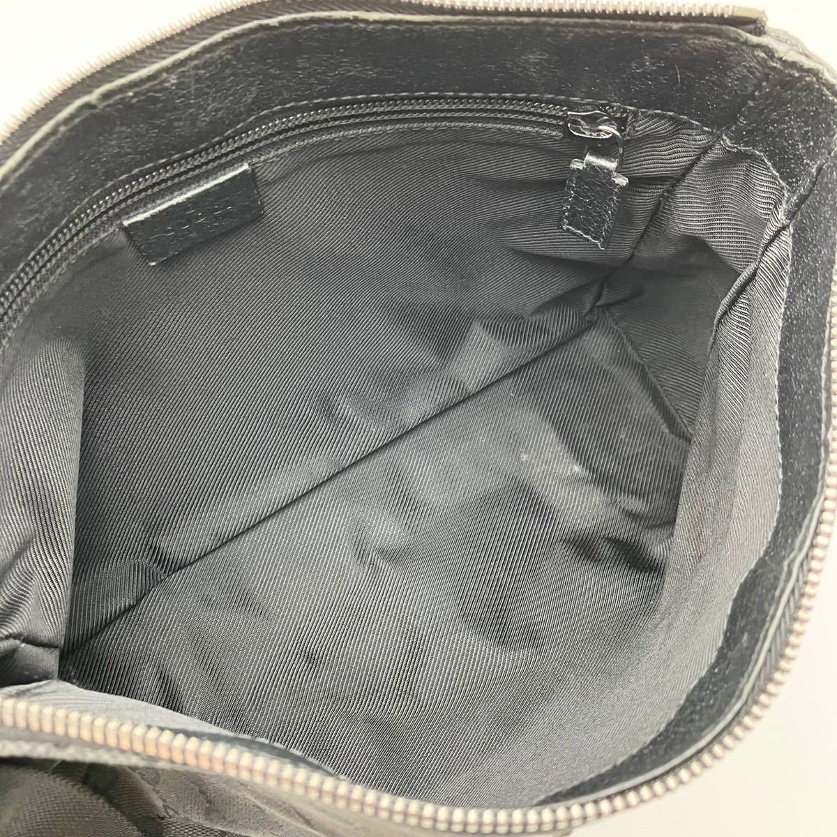 1円【上美品】GUCCI グッチ GGキャンバス レザー ショルダーバッグ ボディバッグ メッセンジャーバッグ 斜め掛け ブラック 黒 メンズ_画像8