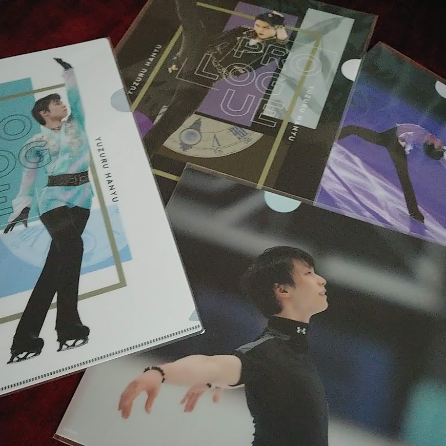 羽生結弦選手 プロローグ ロゴ入りバングル メモ帳2種 クリアファイル4