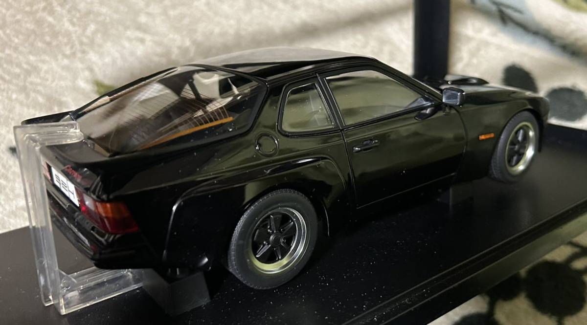 1/18 オートアート ポルシェ 924 カレラ GT 1980 ブラック AUTOart 