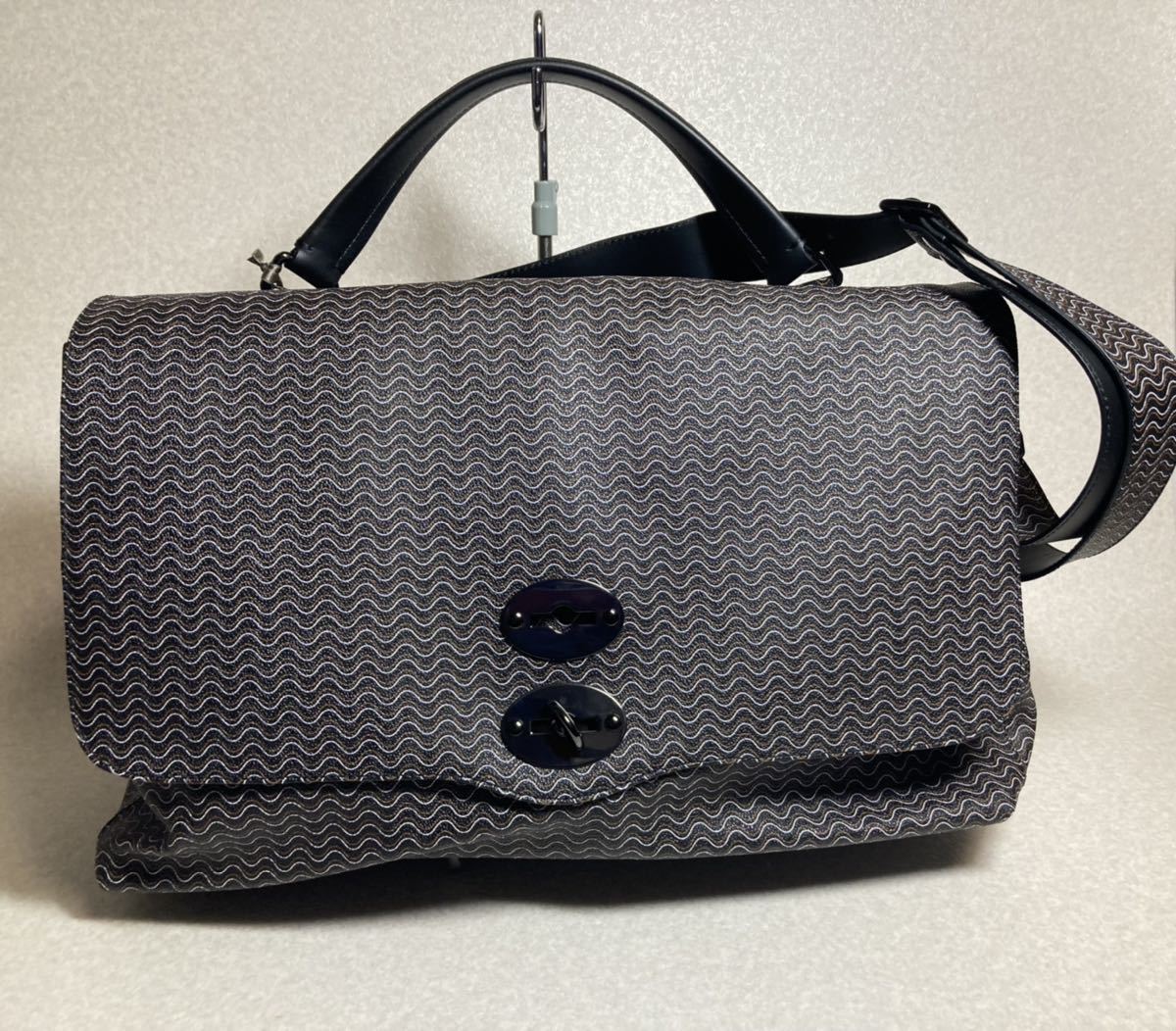 新品 ザネラート(伊) ポスティーナ ブランディーン黒 L 定番2WAY