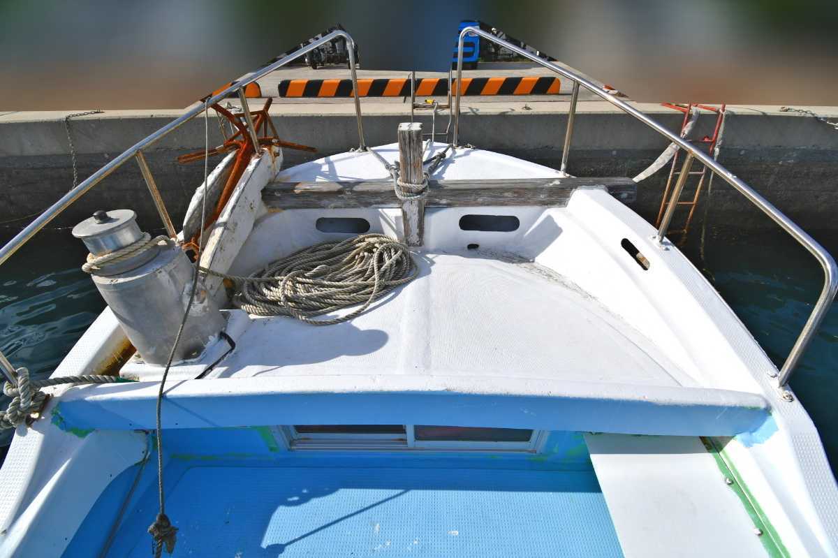 「和船 漁船 遊漁船にも 実測32尺 微速付き いすゞエンジン シャフト船 地場造船 しっかりしている船です 」の画像3