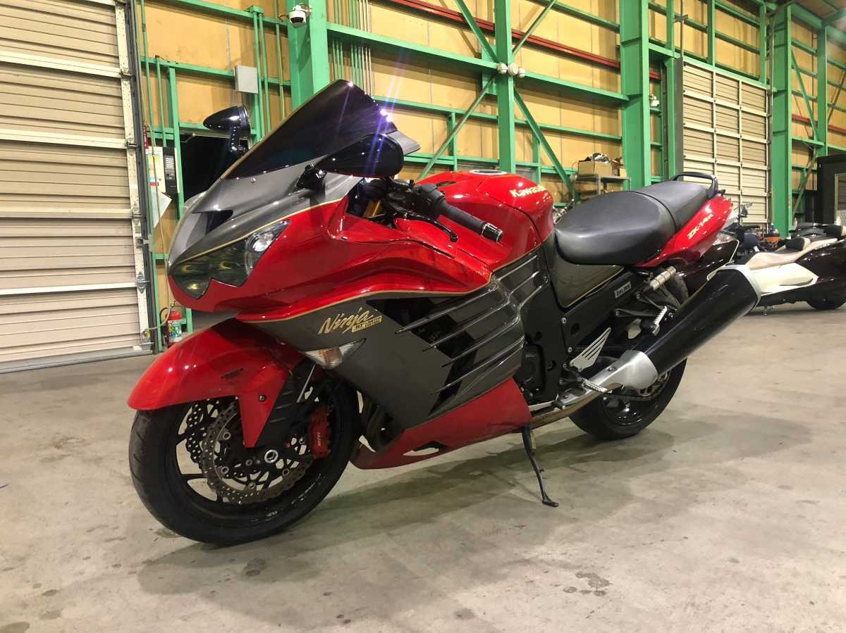 Yahoo!オークション - 格安 ZX-14 ZX14 ZZR1400 平成27年式 30 Yahoo!オークション - 格安 ZX-14 ZX14 ZZR1400 平成27年式 30