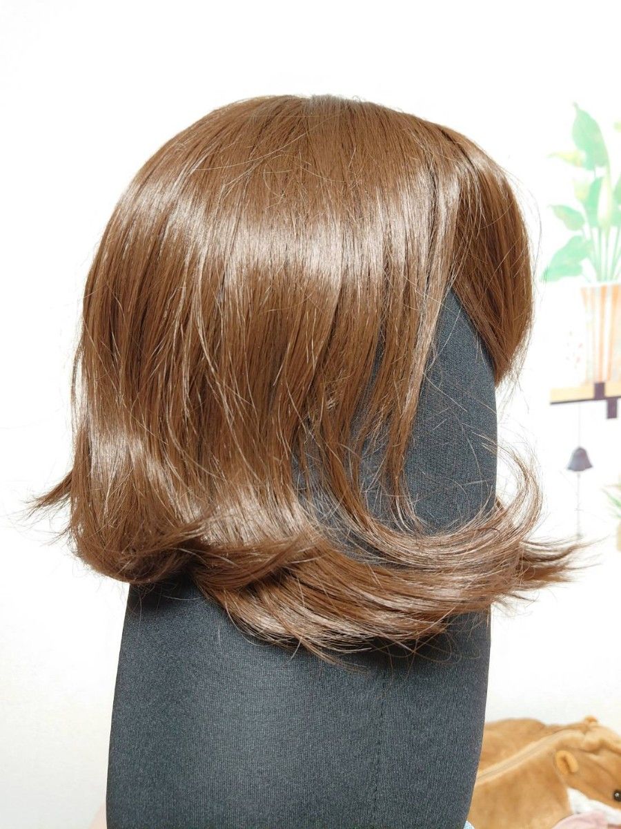 【美品】ショートボブヘアー ウィッグ 茶髪 仮装 衣装