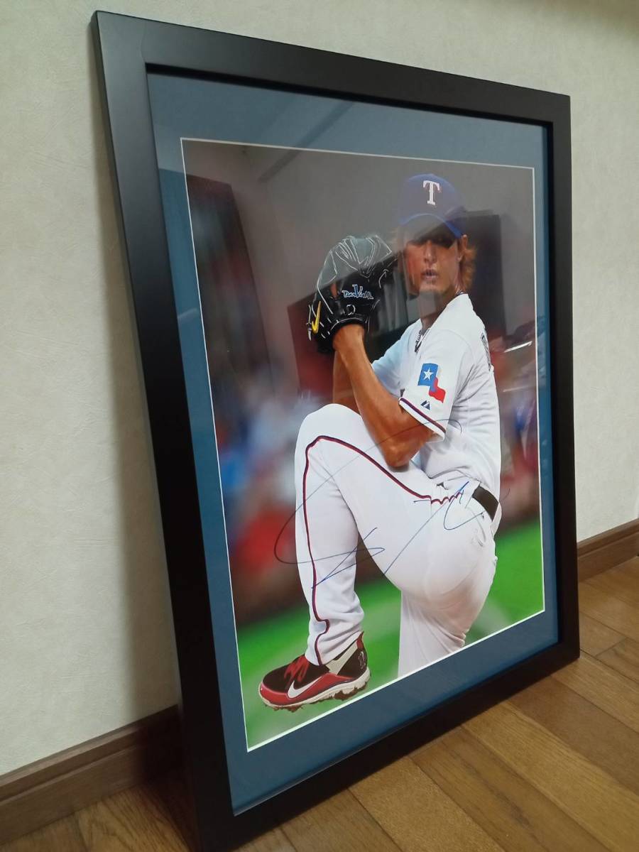 16 Yu DARVISH ダルビッシュ 有 直筆サイン入り特大写真 額装済 直筆サイン MLB 【送料無料】の画像1