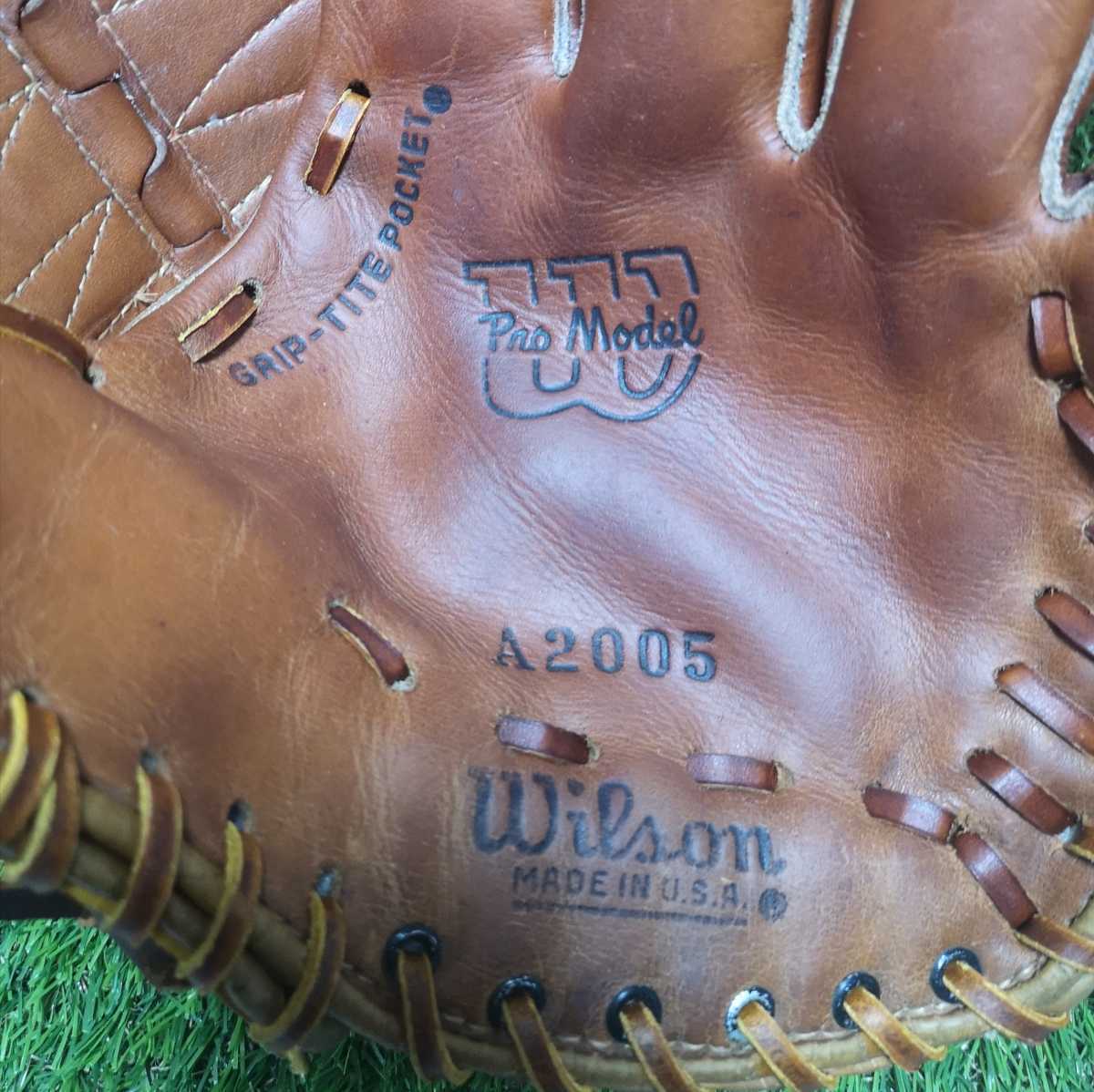 日本人気超絶の グローブ Wilson 年末早割 A2005 Rawlings 投手用