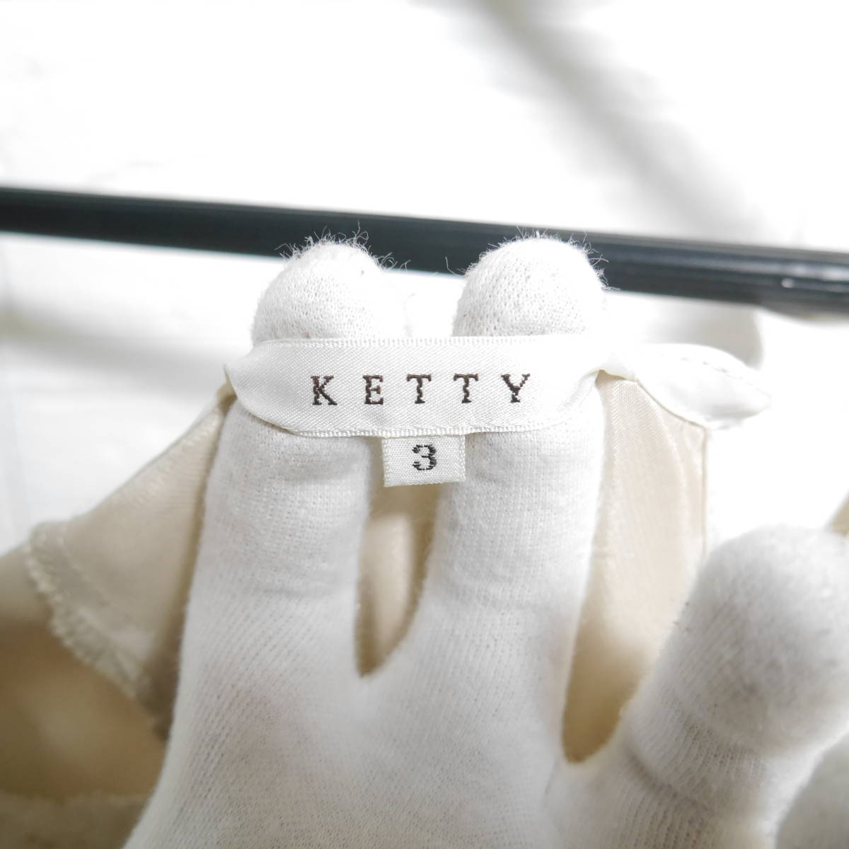A557 ◇ KETTY | ケティ　ワンピース　ベージュ　中古　サイズ３_画像8