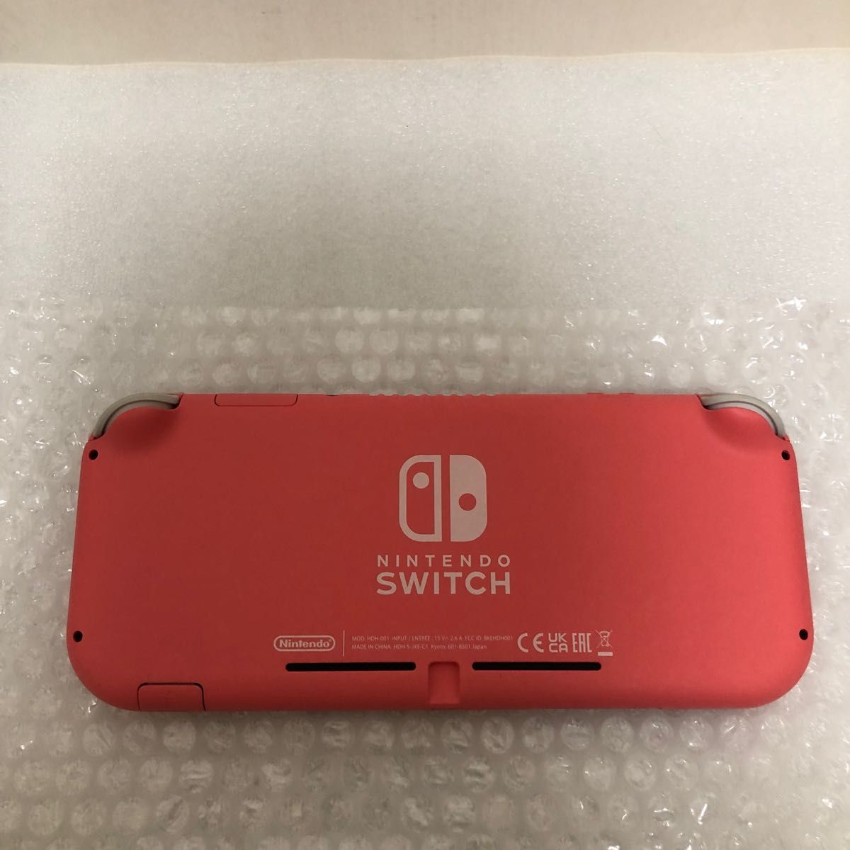 任天堂スイッチライト Switch lite 2022年製 コーラルピンク 任天堂スイッチライト Switch lite 2022年製 コーラルピンク