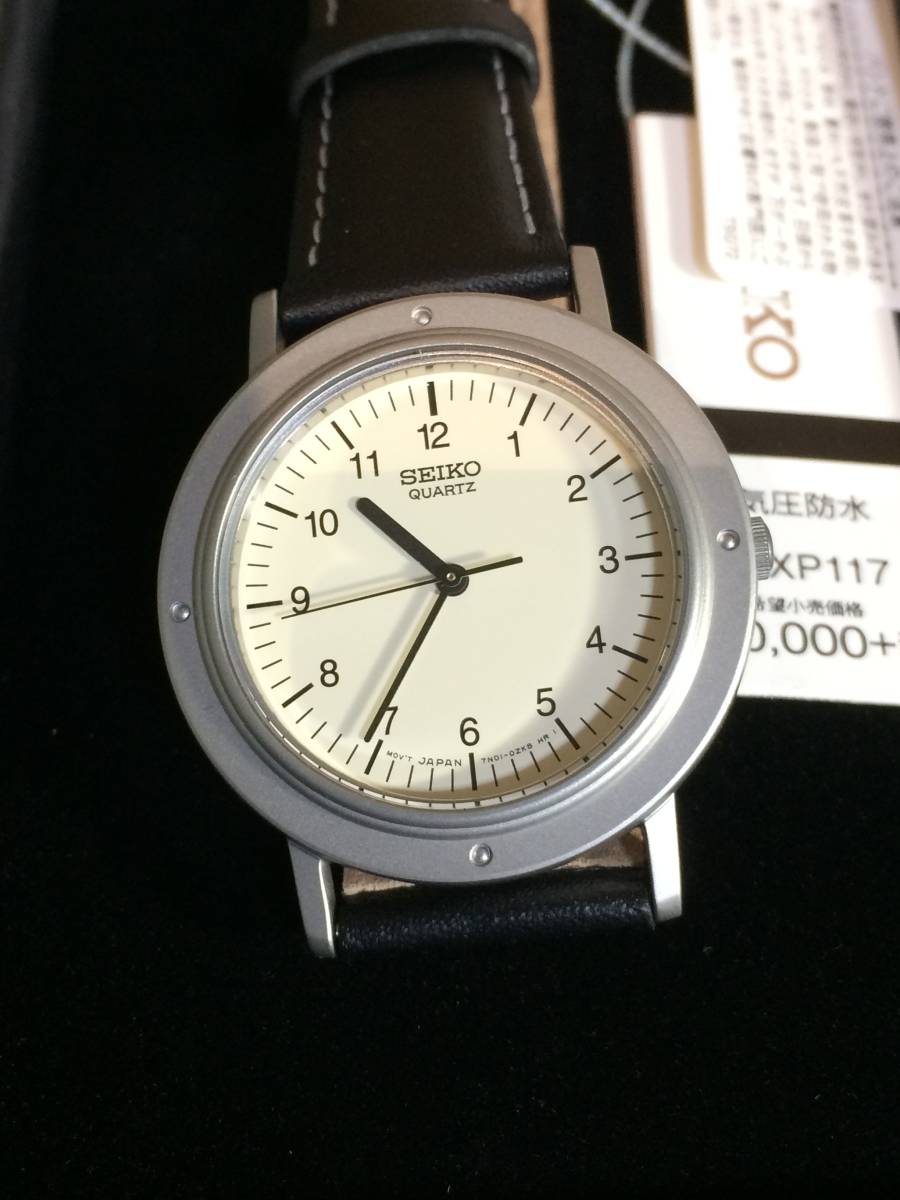 【人気沸騰】セイコー ナノユニバース NU別注シャリオ 37.5mm