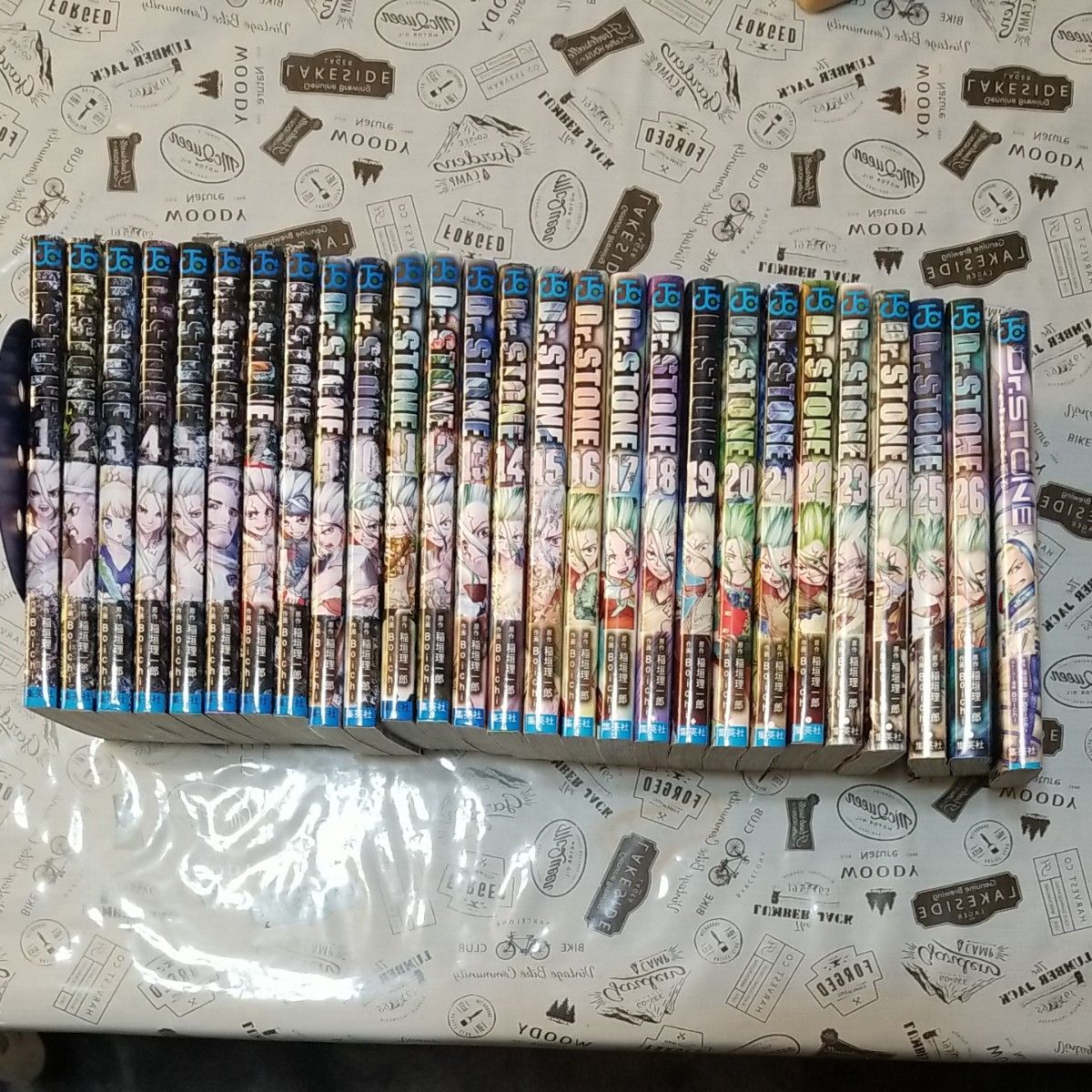 値下げ中です。 Dr.STONE ドクターストーン 全巻セット(1巻~26巻)+リブート白夜1冊