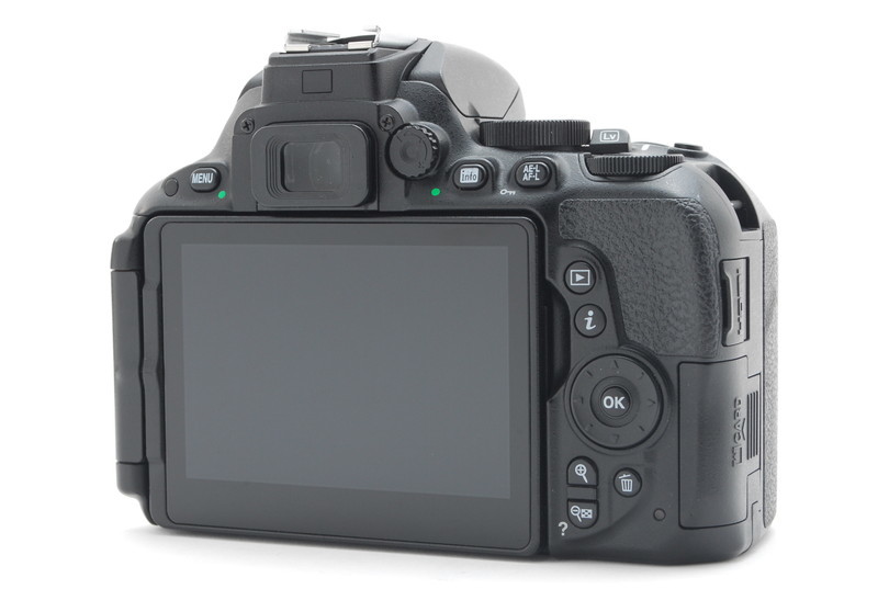 ■ 美品 ■ ニコン Nikon D5500 + AF-S NIKKOR 18-55mm F3.5-5.6G #15275_画像4