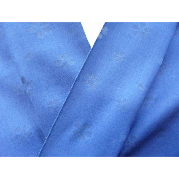透かし織 夏の洗える着物 青地に桜模様 反物 194_画像2
