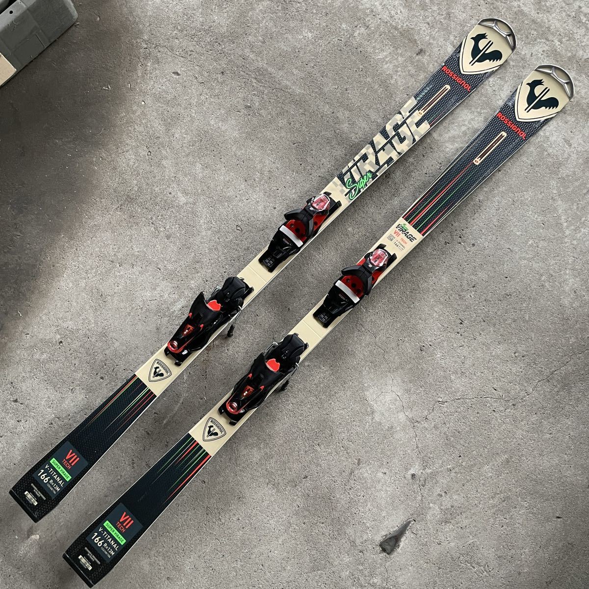 新品未使用 ROSSIGNOL ロシニョール 2023 SUPER VIRAGE VII TECH