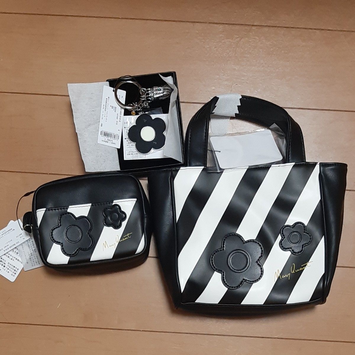 マリークワント MARY QUANT ポーチ バッグ チャーム - fundacionatenea.org