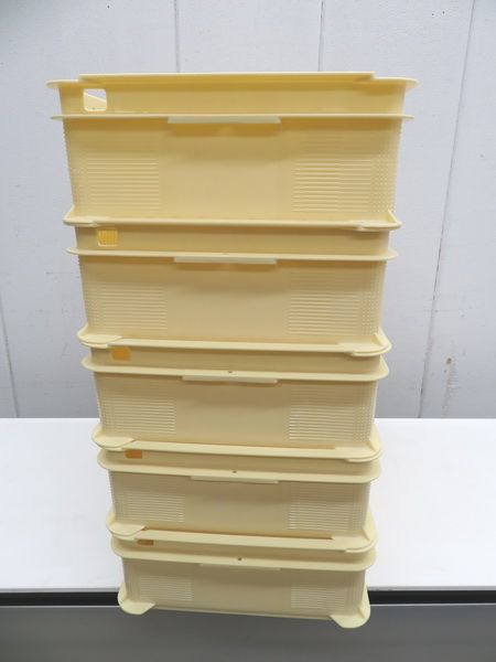 限定特価】 E1696◇サンコー◇プラスチック製番重5個セット 643×419
