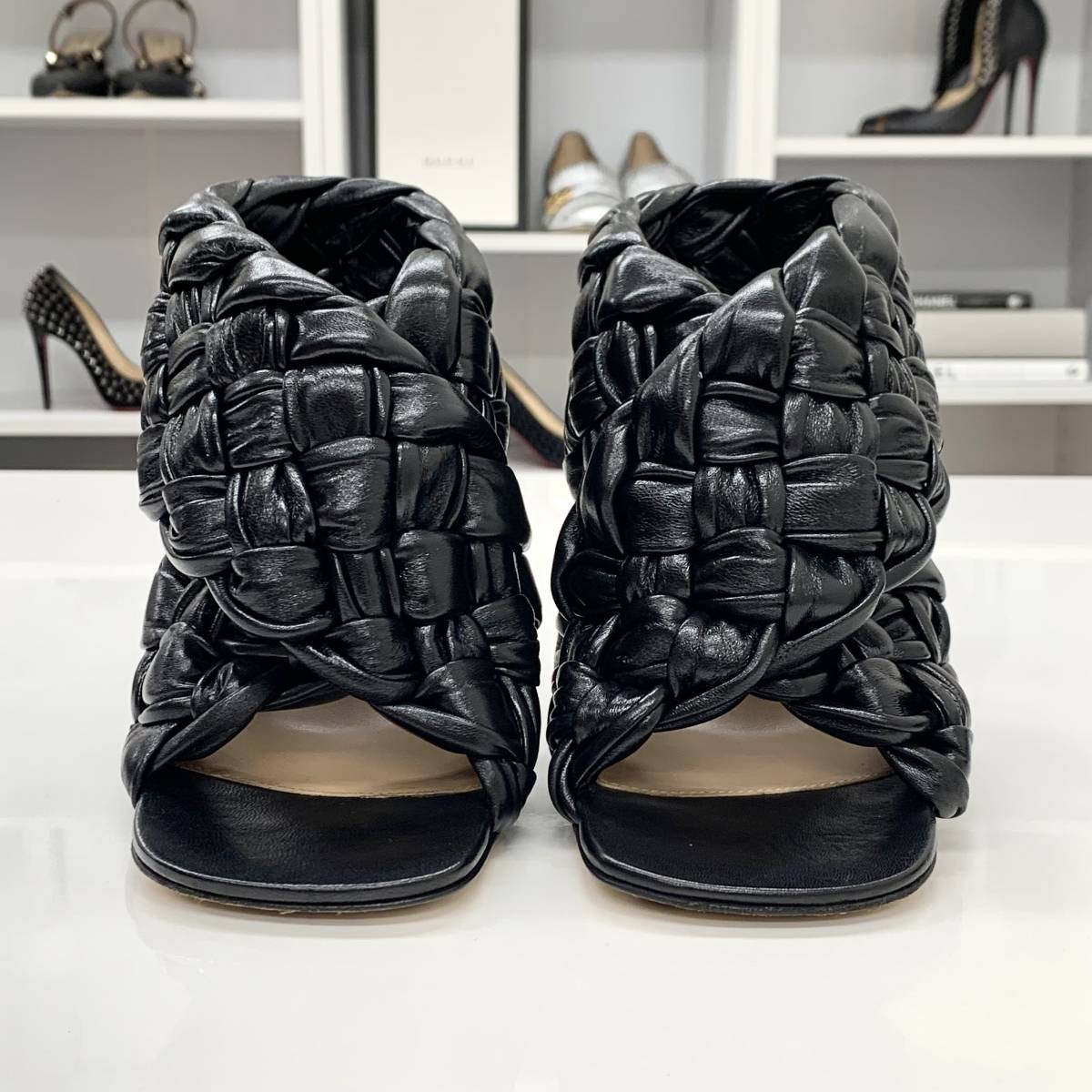 BOTTEGA VENETA ラウンドファスナー折り財布 5449-