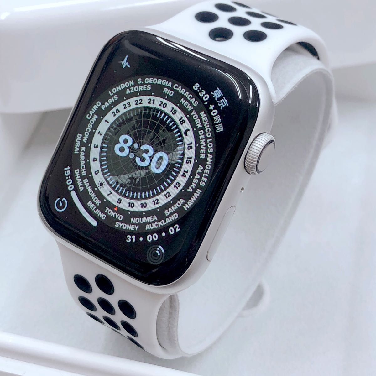 Apple Watch シリーズ4 シルバー セルラーモデル 44mm スマート