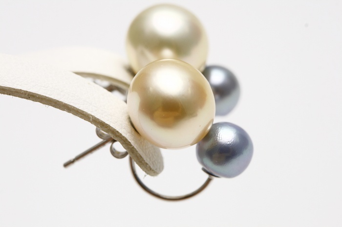  south . White Butterfly / Akoya pearl pearl G catch earrings 2 pieces attaching 10mm/6.5-7.0mm multicolor K14WG made 
