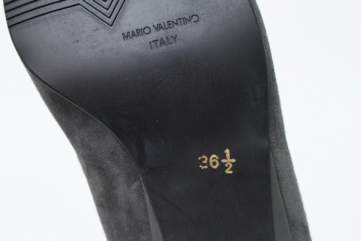マリオ・ヴァレンティノ スエードパンプス ポインテッドトゥ ローヒール イタリア製 靴 レディース 36.5サイズ グレー MARIO VALENTINO_画像6