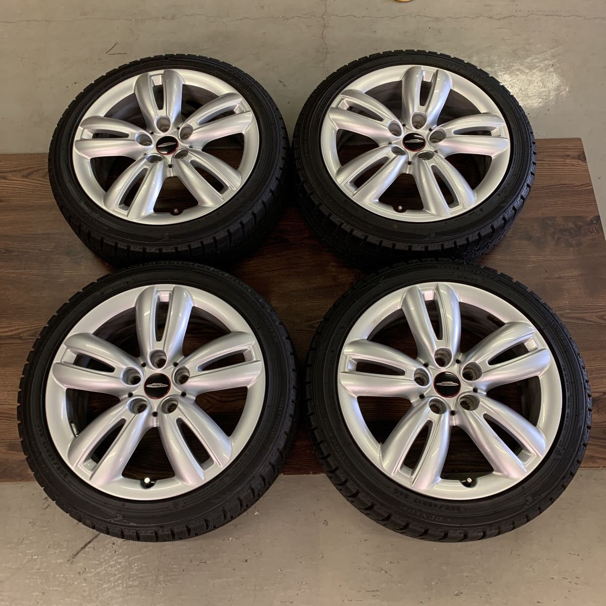ベルギー製 BMW MINI F56JCW用スタッドレス205/45R17 - タイヤ