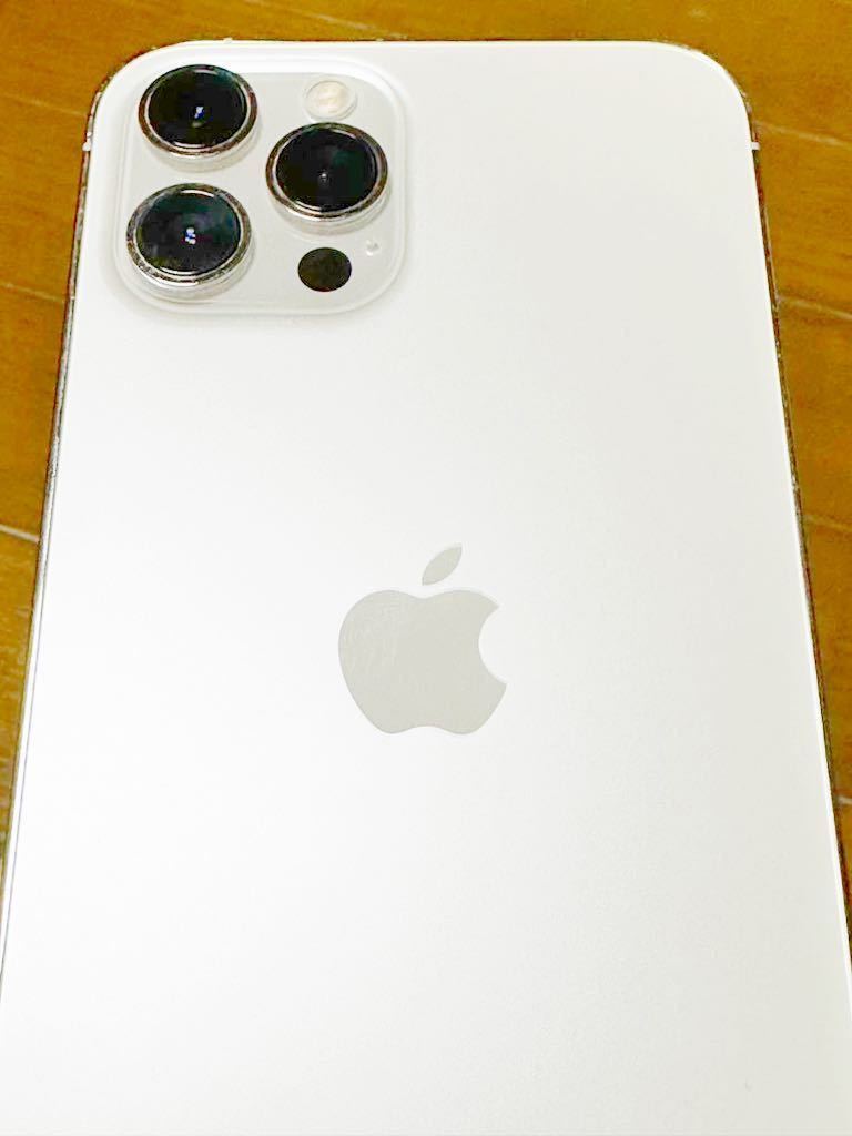 Apple iPhone 12 Pro Max 256GB シルバー SIMフリー 中古 美品 バッテリー容量92% Apple Store購入品  箱あり スマホ 大画面 silver 老眼