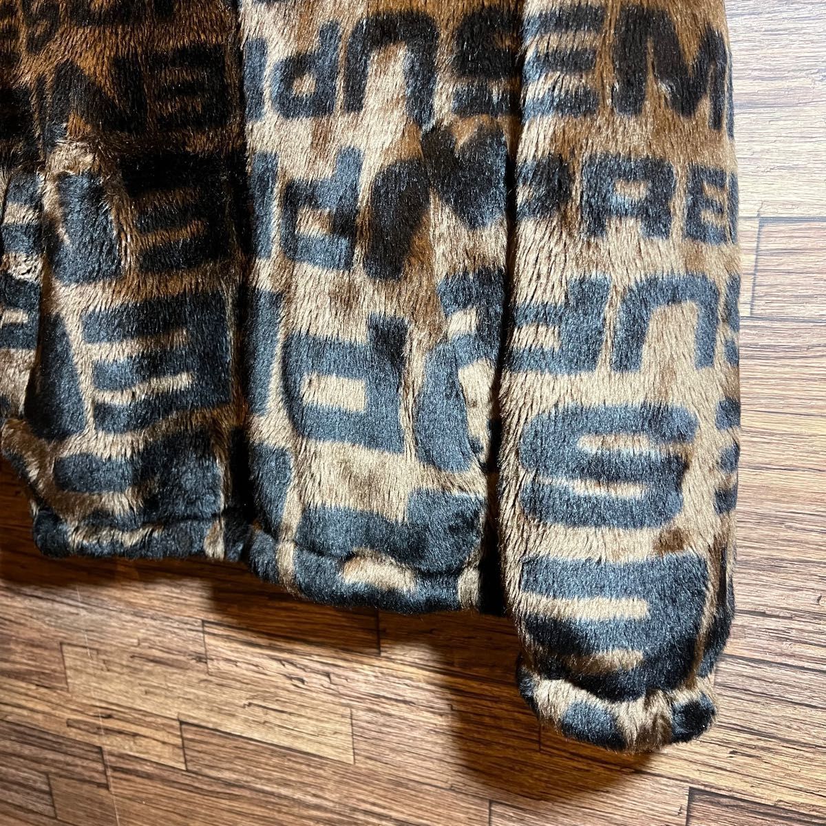 最終値下げ 美品 Supreme  Faux Fur Repeater ボンバージャケット