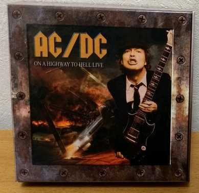 AC/DC / ON A HIGHWAY TO HELL - LIVE ON AIR 1974-1988